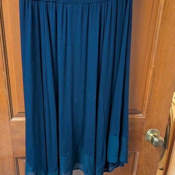 Women's blue skirt, size PLarge - Picture 2 of 5